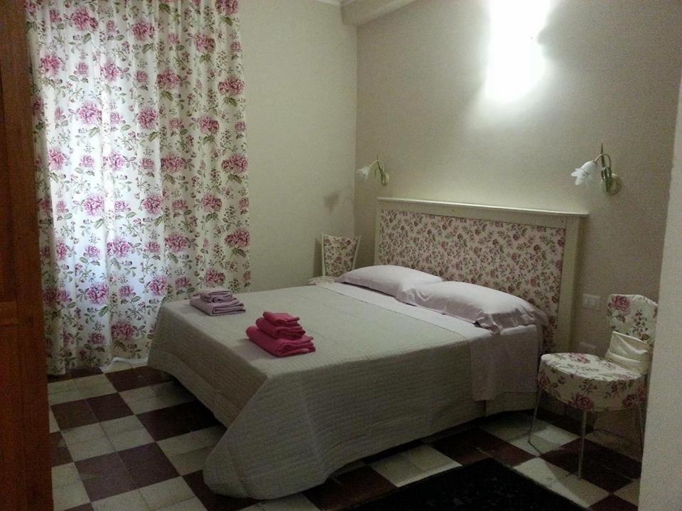Sassari-In Hotel Bagian luar foto