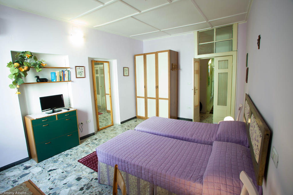 Sassari-In Hotel Bagian luar foto