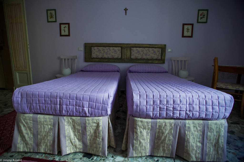 Sassari-In Hotel Bagian luar foto
